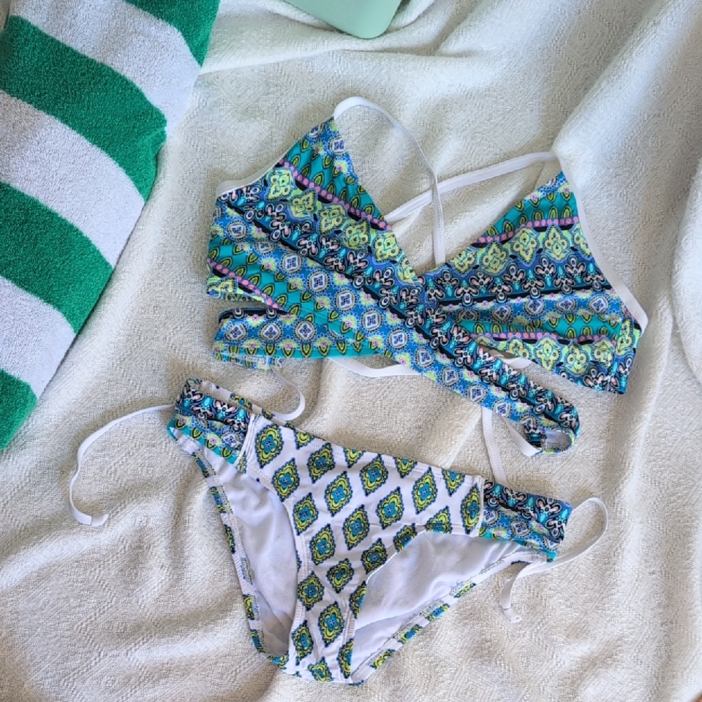 Jantzen Wrap Bikini - Blue and Green Pattern